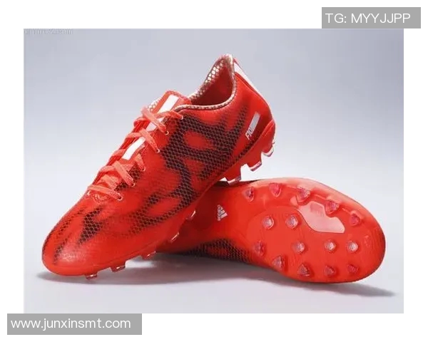 选择适合你的ag足球鞋提升场上表现的最佳指南与推荐